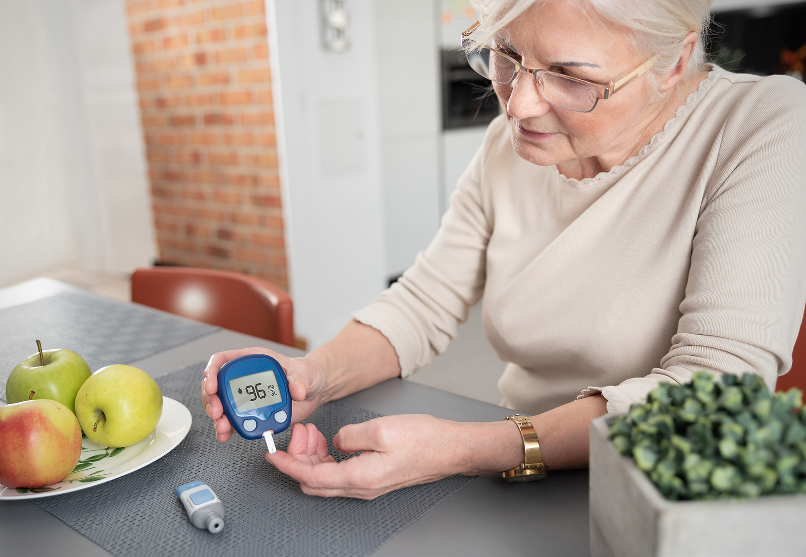 Tips That Can Help Seniors Manage Diabetes At Home - Integrity In Home ...